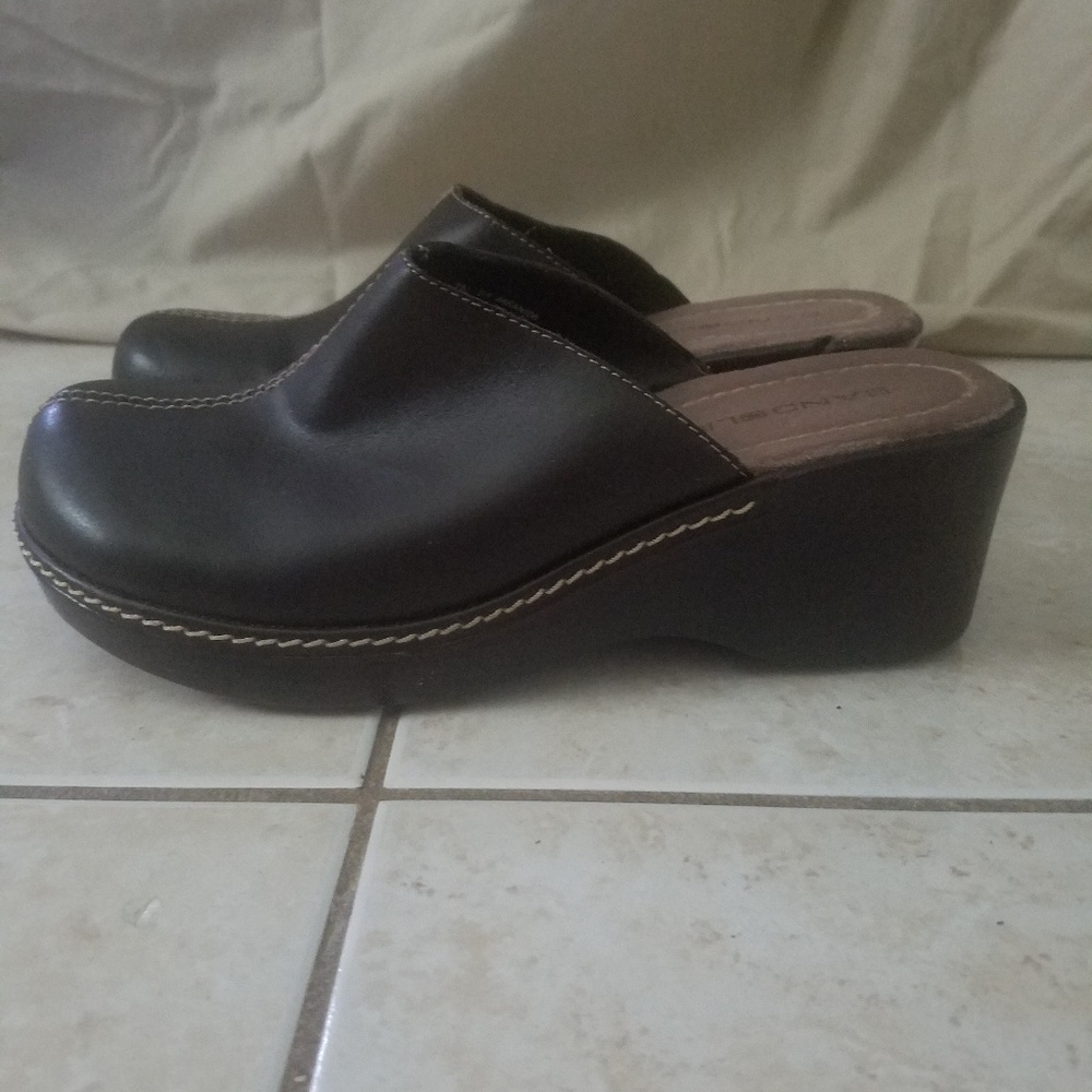 Bandolino Brown Clogs